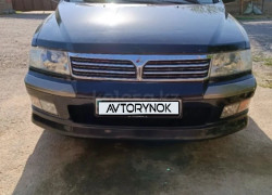 Mitsubishi Space Wagon 2004 года