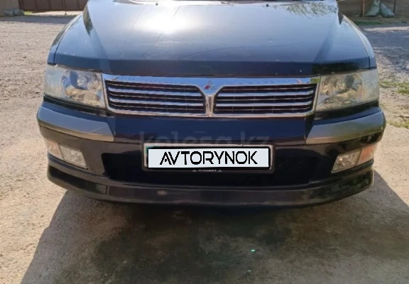 Mitsubishi Space Wagon 2004 года