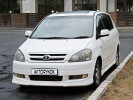 Toyota Ipsum 2001 года