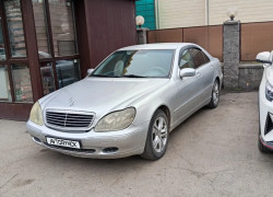Mercedes-Benz S-Класс 1998 года