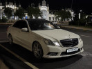 Mercedes-Benz E-Класс 2010 года