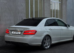 Mercedes-Benz E-Класс 2010 года