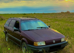 Volkswagen Passat 1993 года