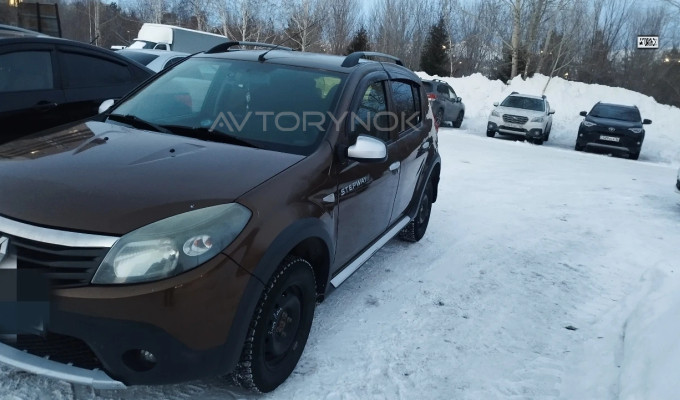 Renault Sandero 2014 года