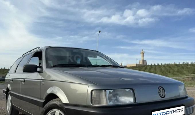 Volkswagen Passat 1989 года