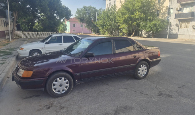 Audi 100 1991 года