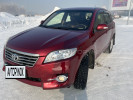Toyota RAV4 2010 года