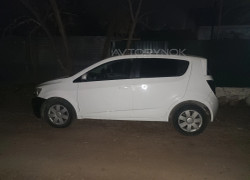 Chevrolet Aveo 2014 года