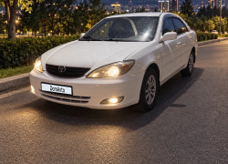 Toyota Camry 2003 года