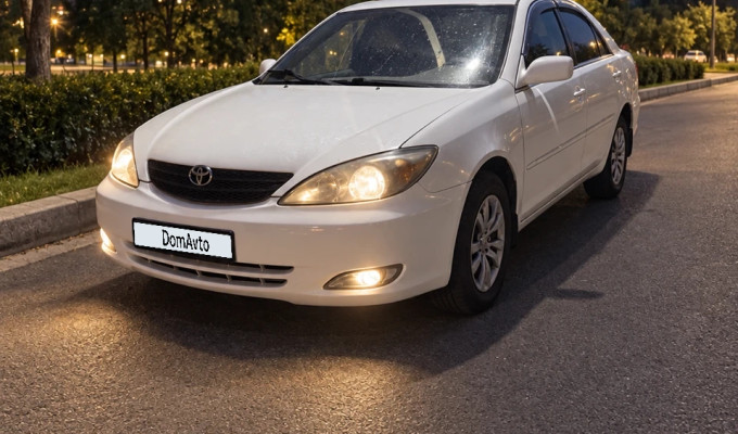 Toyota Camry 2003 года