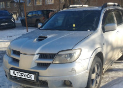 Mitsubishi Outlander 2005 года