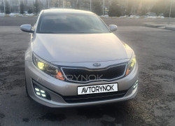 Kia K5 2013 года