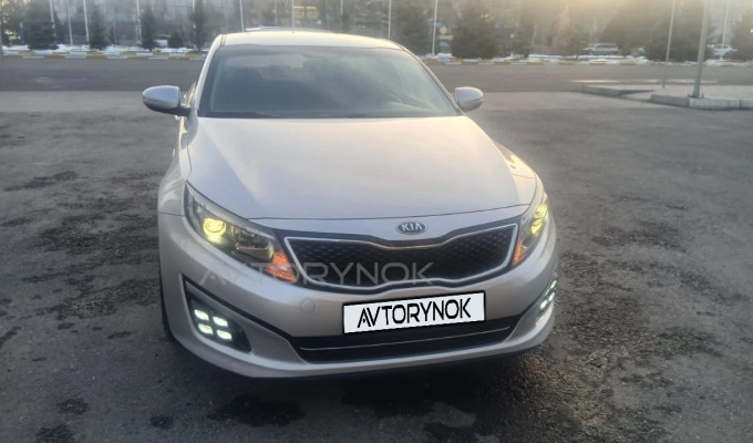 Kia K5 2013 года