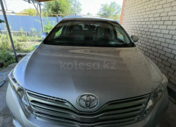 Toyota Venza 2011 года