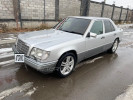 Mercedes-Benz E-Класс 1993 года