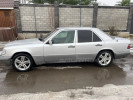 Mercedes-Benz E-Класс 1993 года