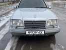Mercedes-Benz E-Класс 1993 года