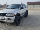 Mitsubishi Montero Sport 2000 года