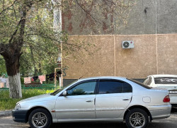 Toyota Avensis 2002 года