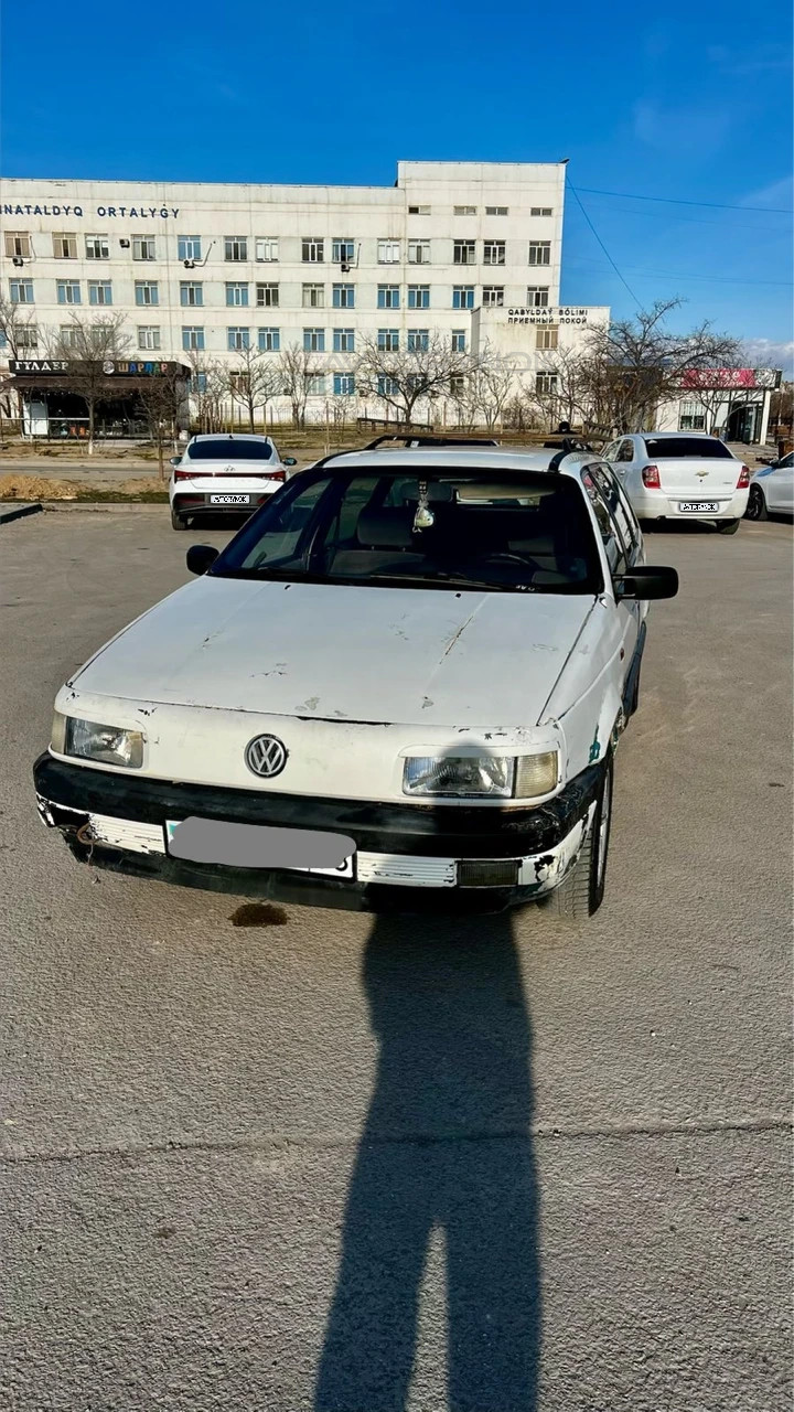 Volkswagen Passat, 1993
