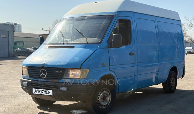 Mercedes-Benz Sprinter 1997 года