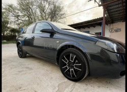 Nissan Primera 2002 года