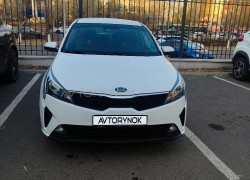 Kia Rio 2021 года