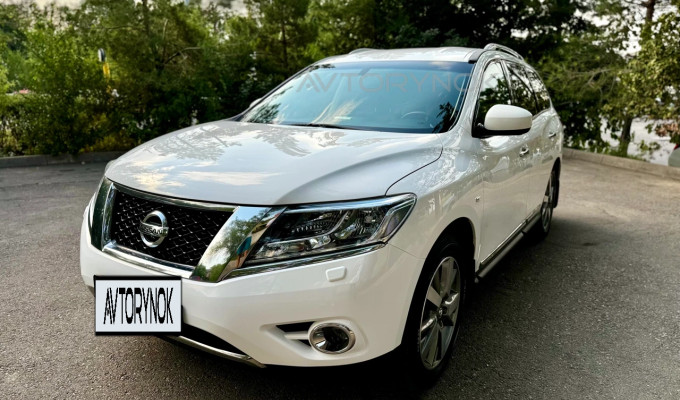 Nissan Pathfinder 2014 года