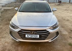 Hyundai Elantra 2017 года