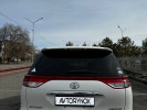 Toyota Estima 2010 года