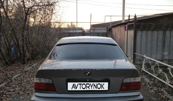BMW 3 серия 1996 года