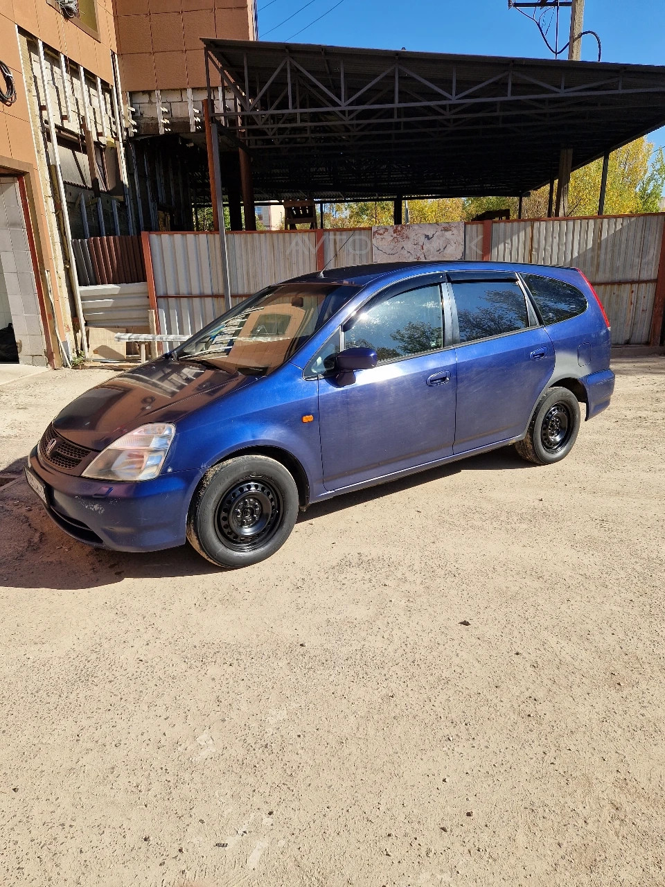 Honda Stream, 2001