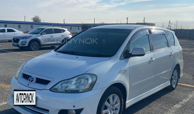 Toyota Ipsum 2005 года