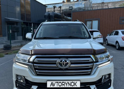 Toyota Land Cruiser 2016 года