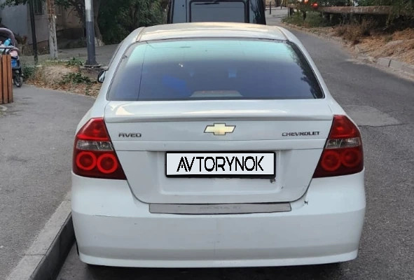 Chevrolet Aveo 2010 года