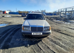 Mercedes-Benz E-Класс 1990 года