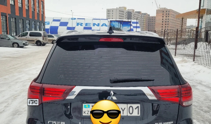 Mitsubishi Outlander 2022 года
