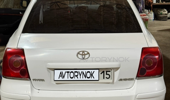 Toyota Avensis 2007 года