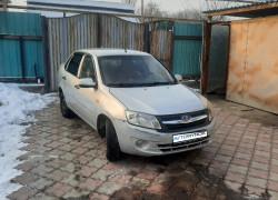 ВАЗ (Lada) Granta 2013 года