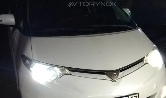 Toyota Estima 2006 года