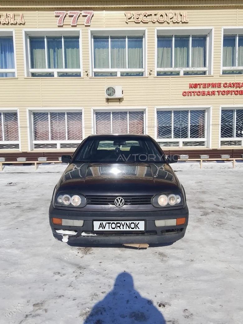 Volkswagen Golf, 1992