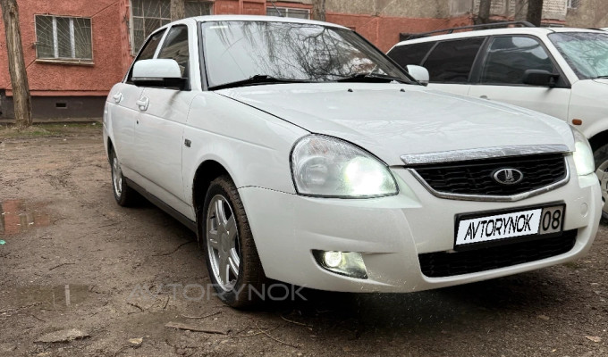 ВАЗ (Lada) Priora 2014 года