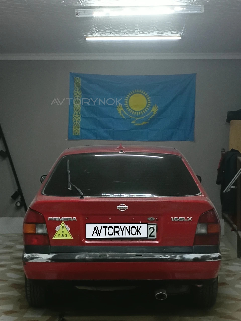 Nissan Primera, 1993