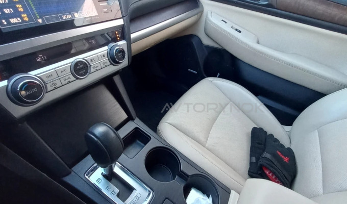 Subaru Outback 2015 года