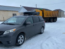 Toyota Sienna 2012 года