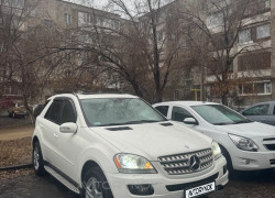Mercedes-Benz ML-Класс 2006 года