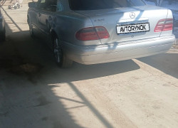 Mercedes-Benz E-Класс 1998 года