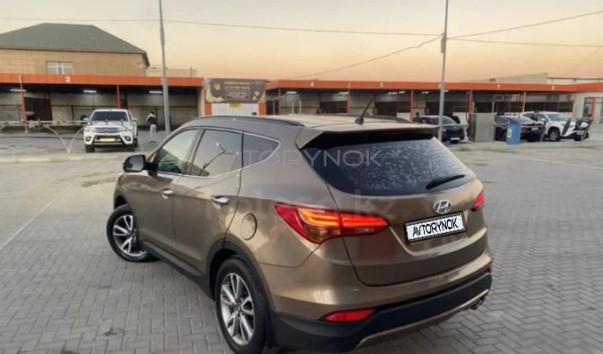 Hyundai Santa Fe 2014 года