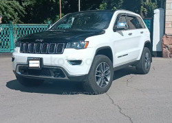 Jeep Grand Cherokee 2018 года