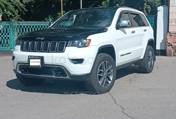 Jeep Grand Cherokee 2018 года